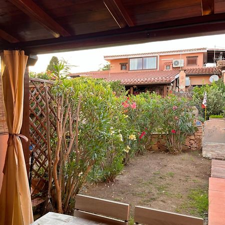 Casa Sviluppata Su Due Piani Con Doppia Veranda E Parcheggio Privato San Teodoro  Ngoại thất bức ảnh