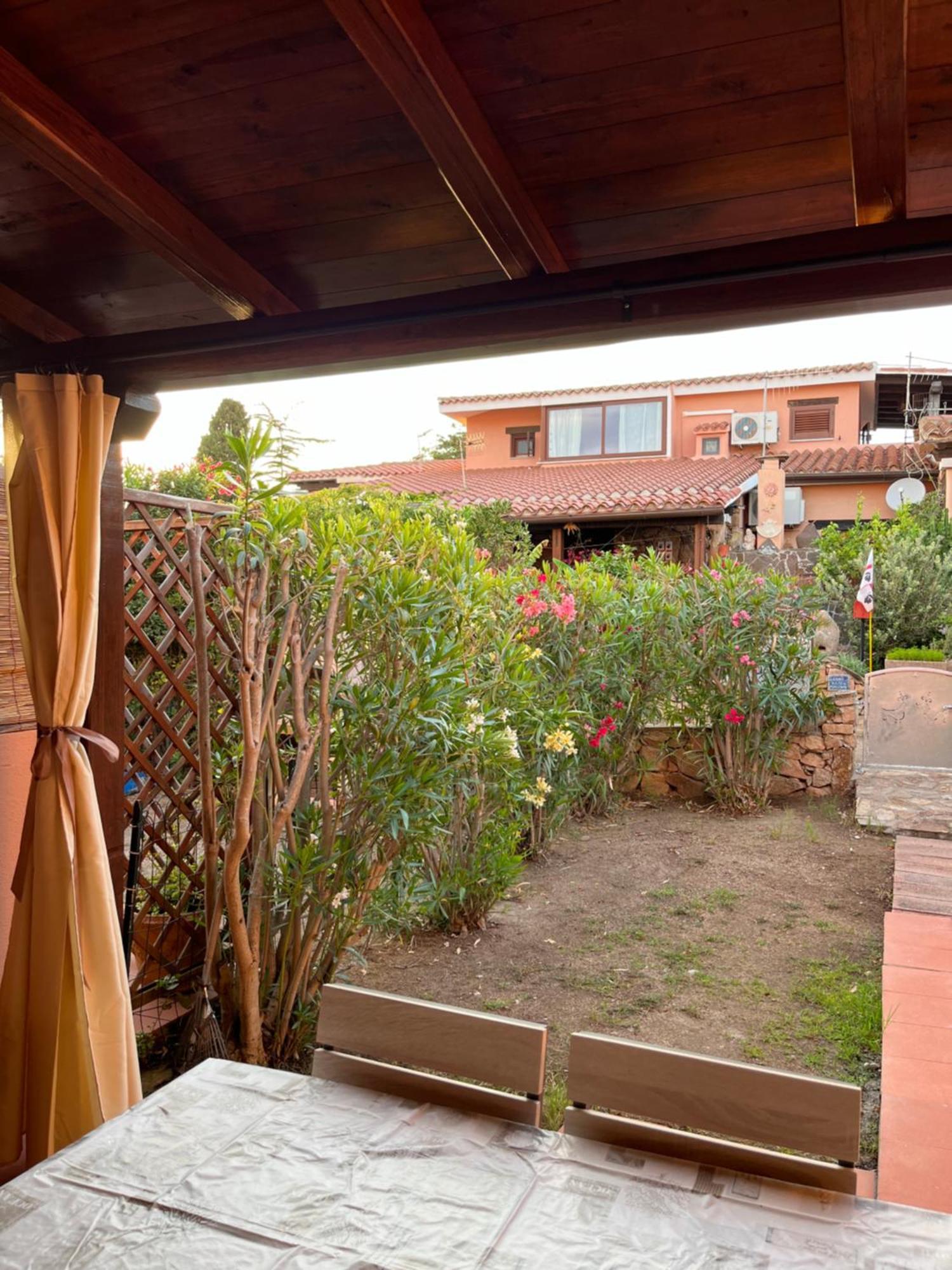 Casa Sviluppata Su Due Piani Con Doppia Veranda E Parcheggio Privato San Teodoro  Ngoại thất bức ảnh