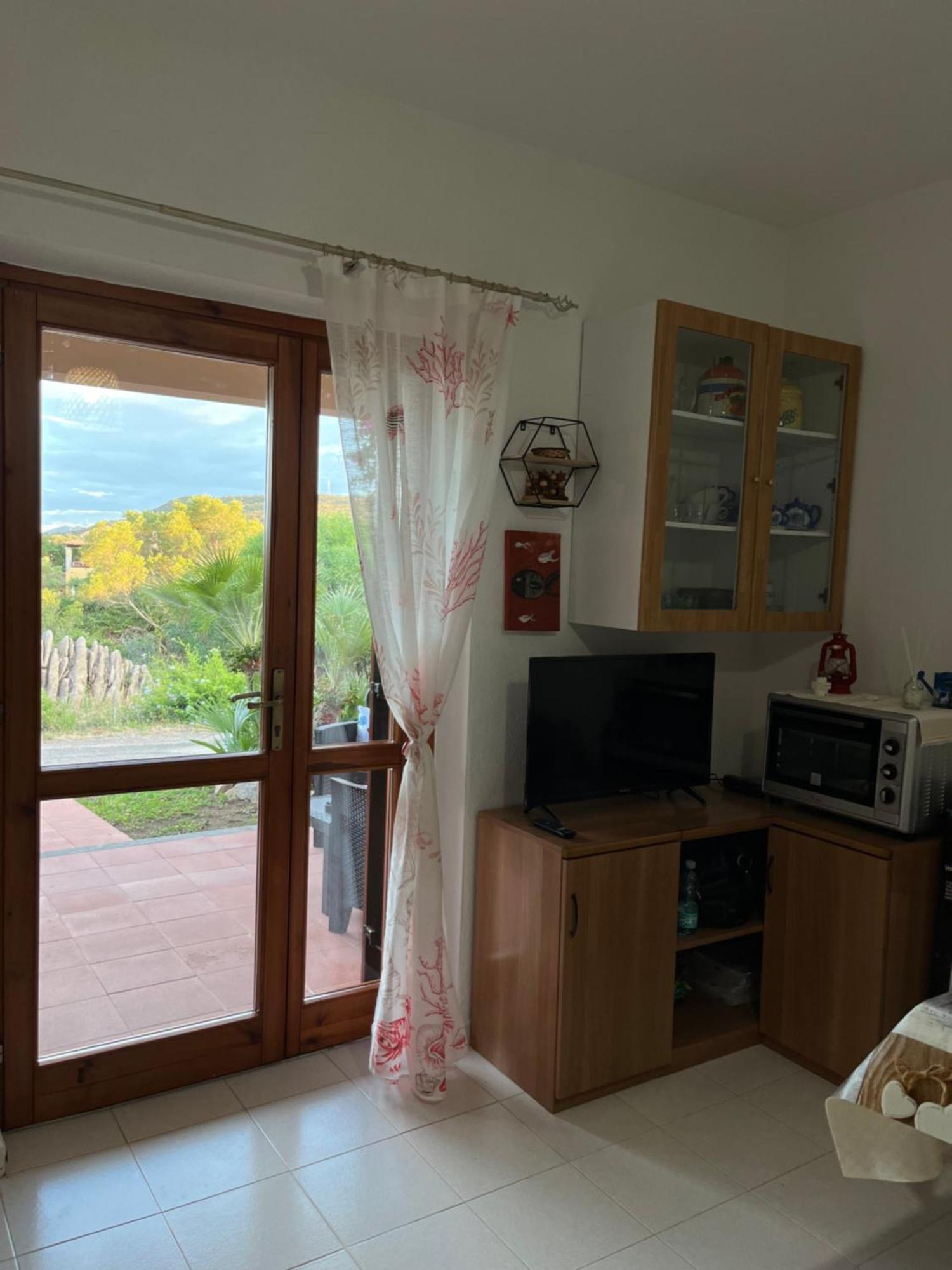 Casa Sviluppata Su Due Piani Con Doppia Veranda E Parcheggio Privato San Teodoro  Ngoại thất bức ảnh